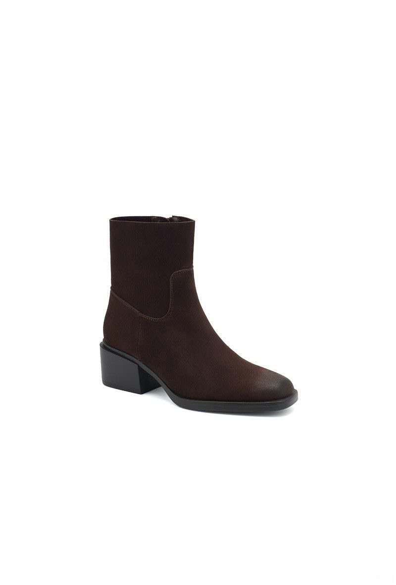 Bottines Minimalistes en Cuir Suédé - marron