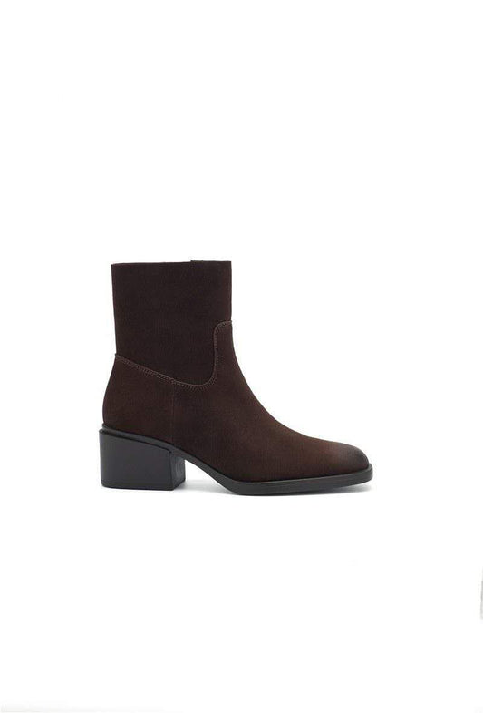 Bottines Minimalistes en Cuir Suédé - marron